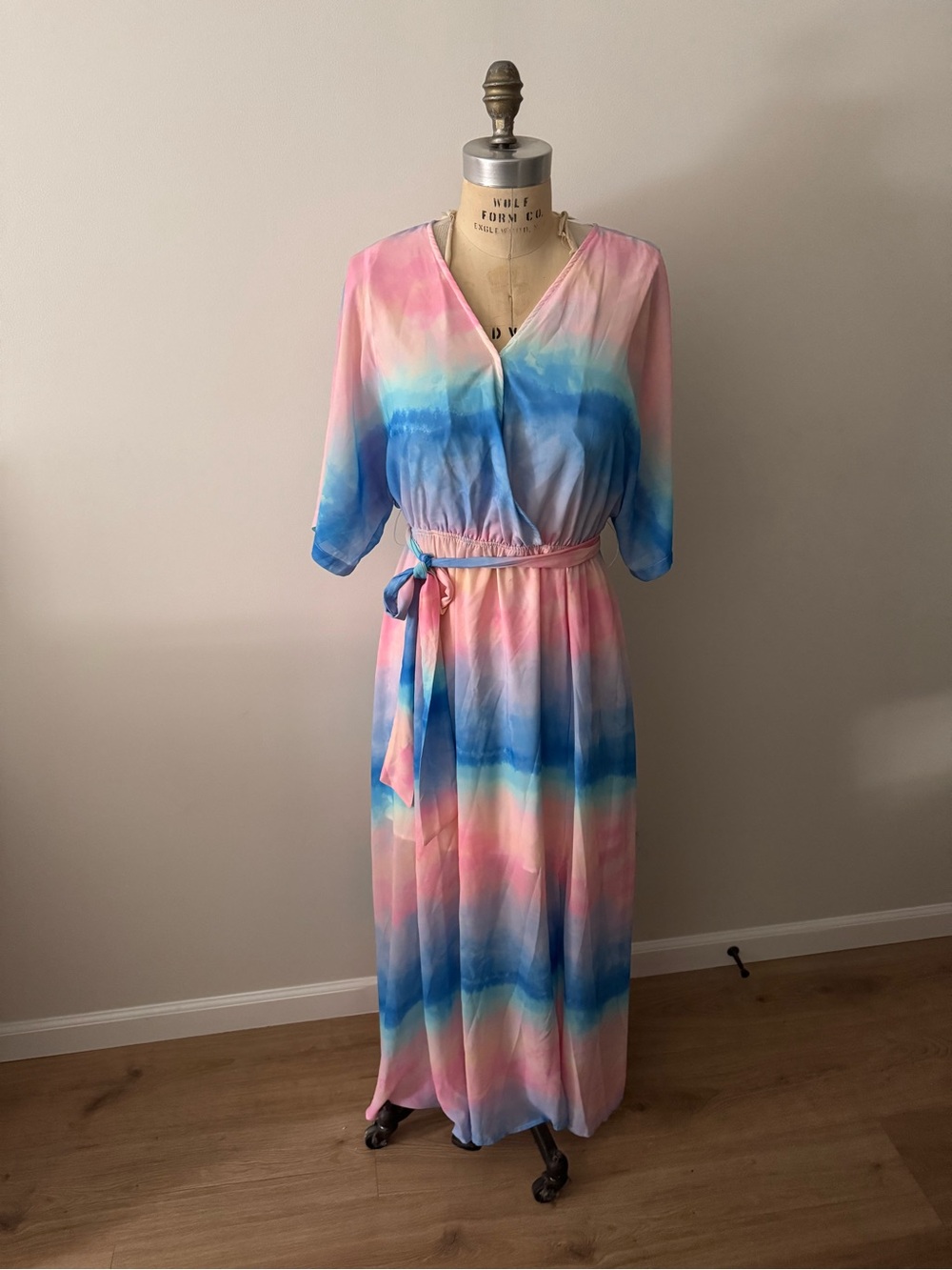 Women’s Pastel Tie-Dye Maxi Dress